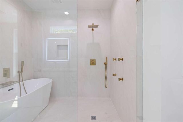 1270 Glen Eagle Drive, Greensboro, GA 30642