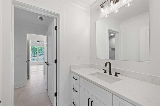 1270 Glen Eagle Drive, Greensboro, GA 30642