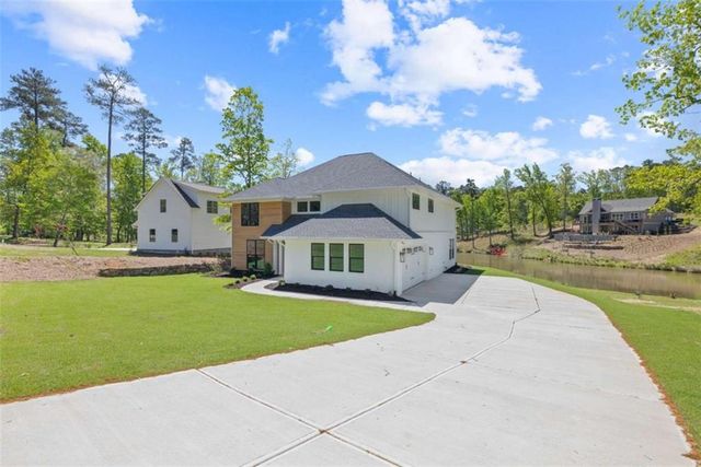 1270 Glen Eagle Drive, Greensboro, GA 30642