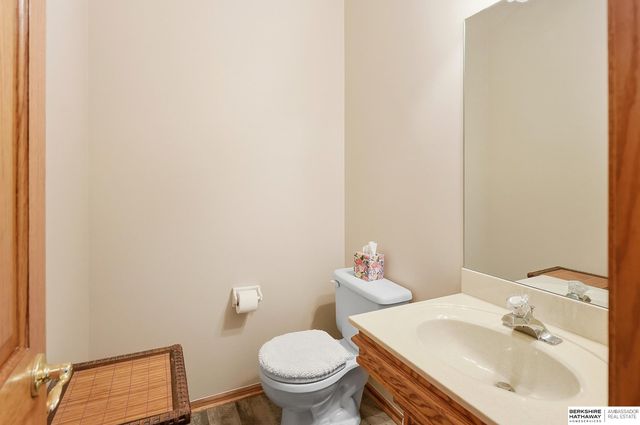 14016 Browne Circle, Omaha, NE 68164