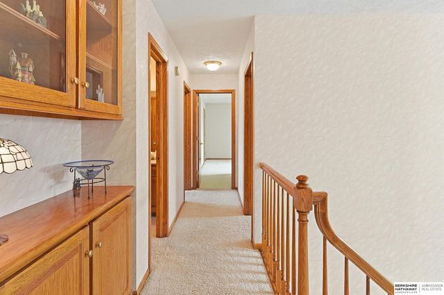 14016 Browne Circle, Omaha, NE 68164