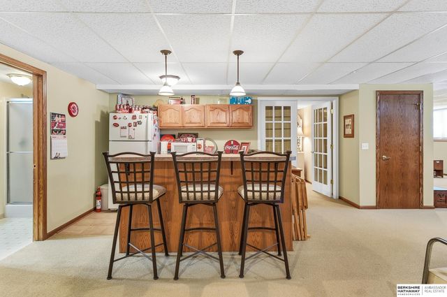 14016 Browne Circle, Omaha, NE 68164