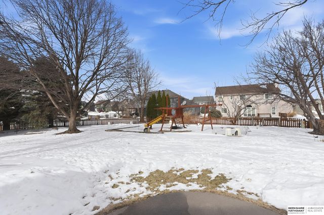 14016 Browne Circle, Omaha, NE 68164