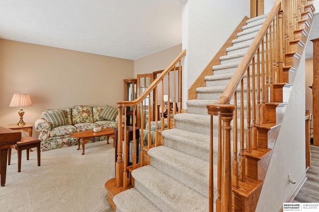 14016 Browne Circle, Omaha, NE 68164