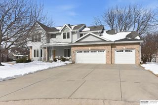 14016 Browne Circle, Omaha, NE 68164