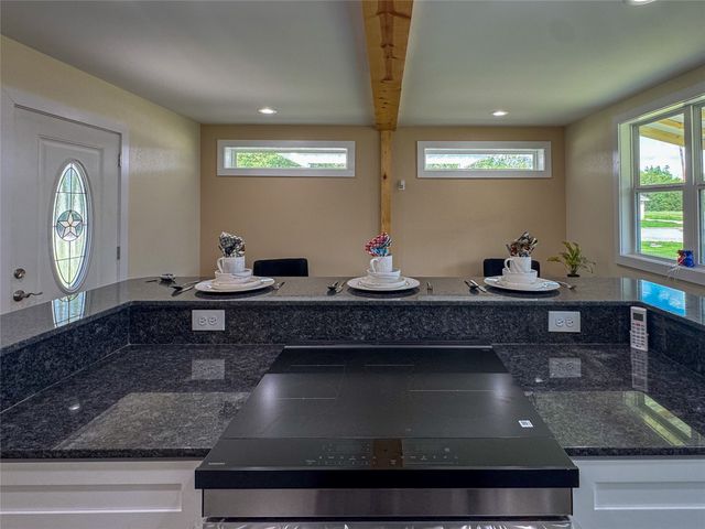 1228 Kennie Drive, Commerce, TX 75428