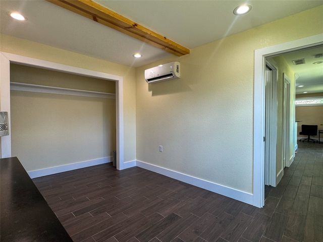 1228 Kennie Drive, Commerce, TX 75428