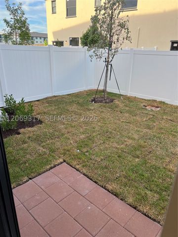 11447 W 34th Ct, Hialeah, FL 33018