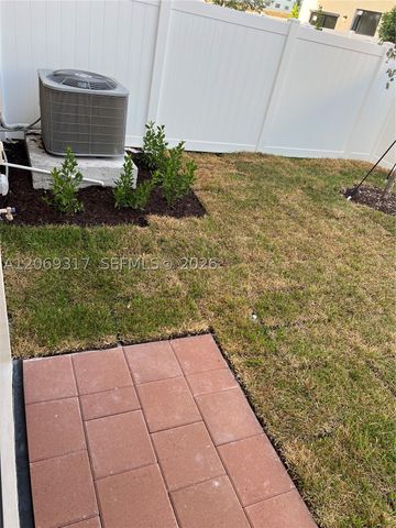 11447 W 34th Ct, Hialeah, FL 33018