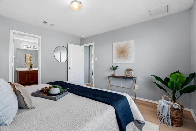 3308 Barksdale DR, Austin, TX 78725