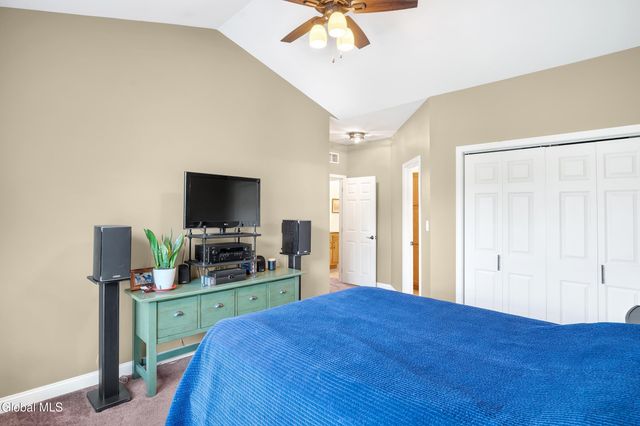 17 Krug Place, Cohoes, NY 12047