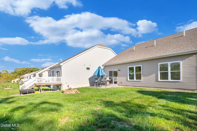 17 Krug Place, Cohoes, NY 12047