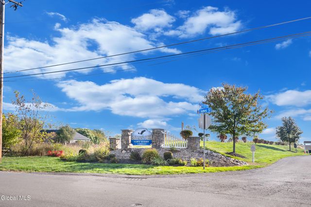 17 Krug Place, Cohoes, NY 12047