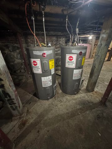 6 Maple Street, Winchester, NH 03470