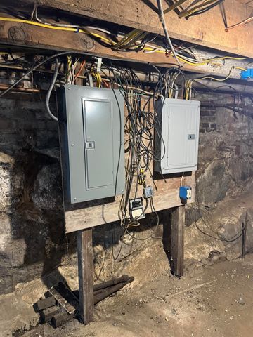 6 Maple Street, Winchester, NH 03470