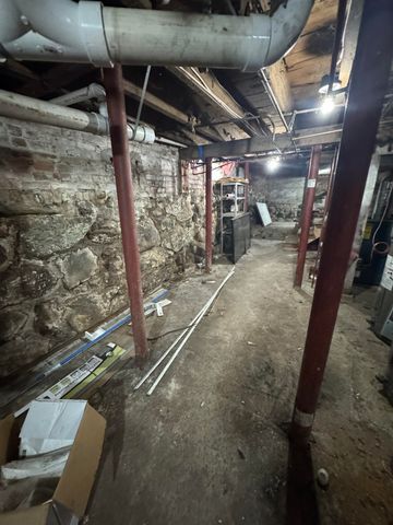 6 Maple Street, Winchester, NH 03470