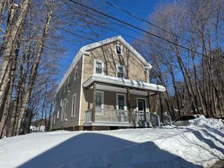 6 Maple Street, Winchester, NH 03470