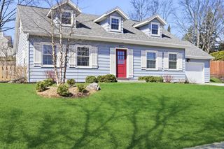 1028 S 7th AVENUE, West Bend, WI 53095