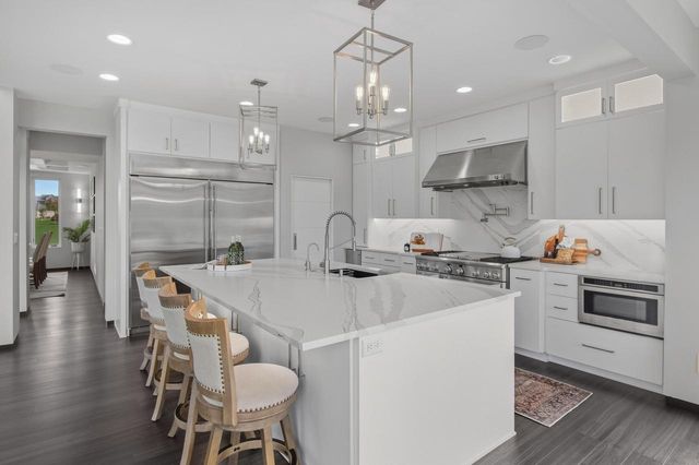 N60W26339 Katesbridge DRIVE, Lisbon, WI 53089