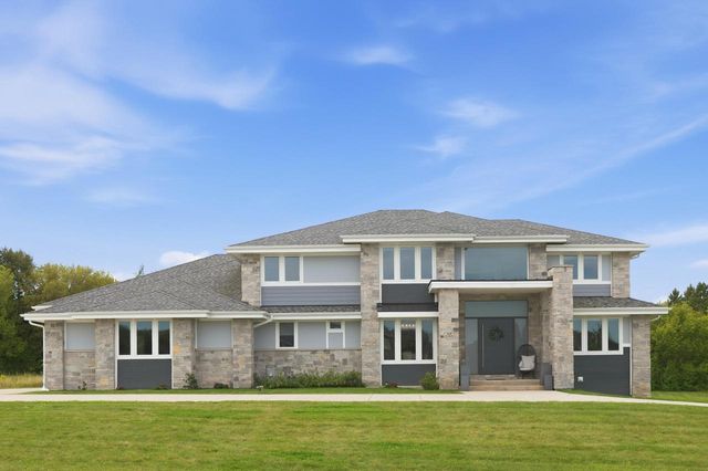 N60W26339 Katesbridge DRIVE, Lisbon, WI 53089