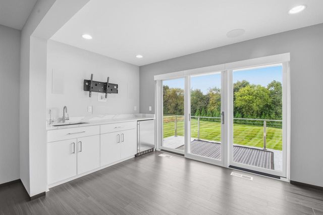 N60W26339 Katesbridge DRIVE, Lisbon, WI 53089