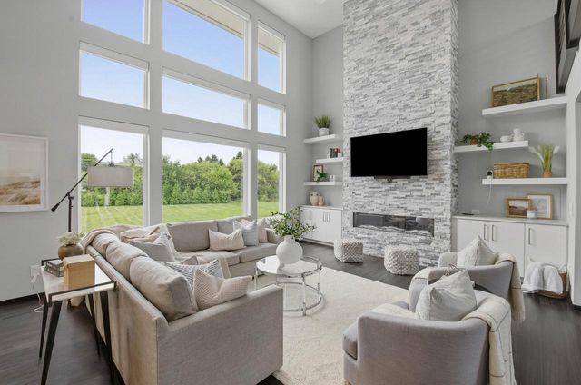 N60W26339 Katesbridge DRIVE, Lisbon, WI 53089