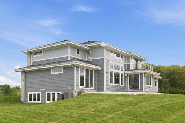 N60W26339 Katesbridge DRIVE, Lisbon, WI 53089