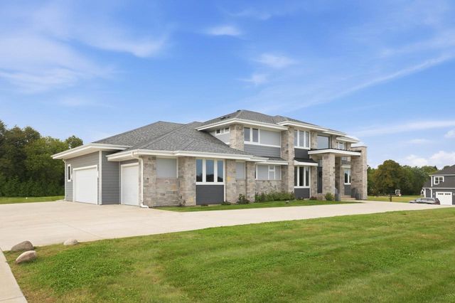 N60W26339 Katesbridge DRIVE, Lisbon, WI 53089