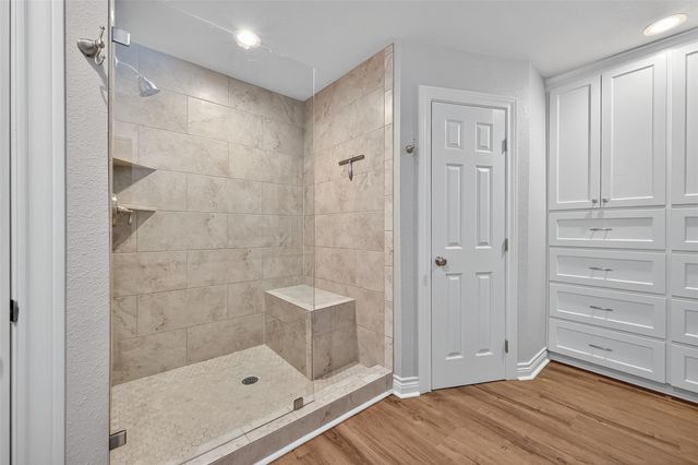 4702 Spring Lane, Baytown, TX 77521