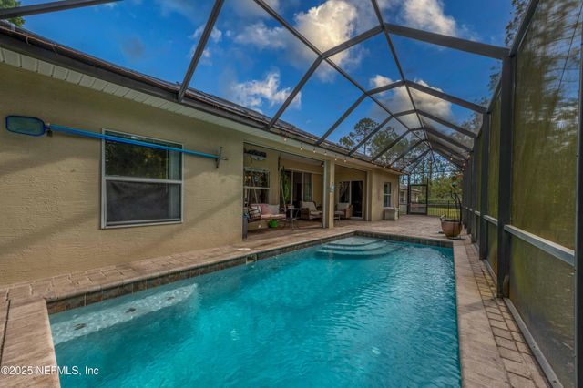 12 WHIRLAWAY Drive, Palm Coast, FL 32164