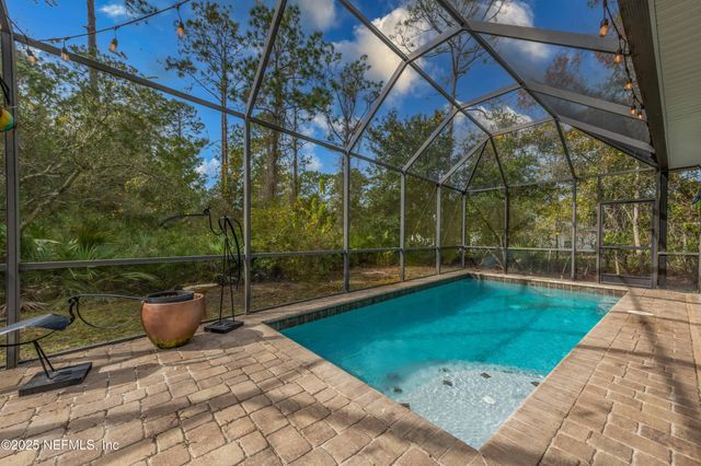 12 WHIRLAWAY Drive, Palm Coast, FL 32164