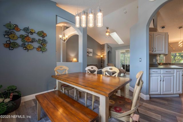 12 WHIRLAWAY Drive, Palm Coast, FL 32164