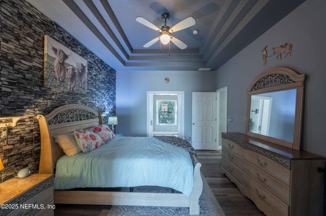 12 WHIRLAWAY Drive, Palm Coast, FL 32164