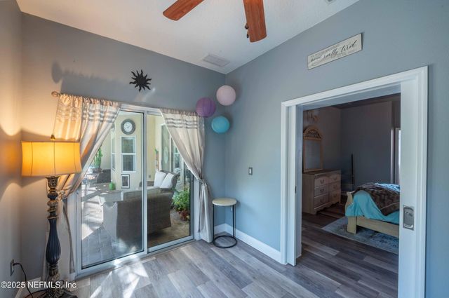 12 WHIRLAWAY Drive, Palm Coast, FL 32164