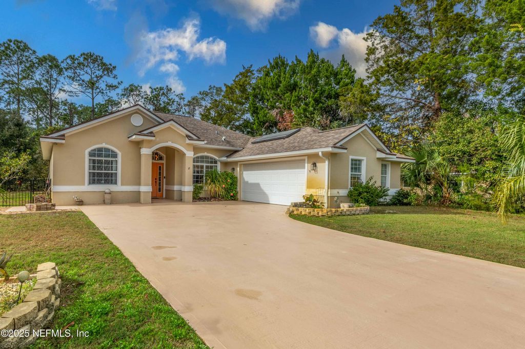 12 WHIRLAWAY Drive, Palm Coast, FL 32164