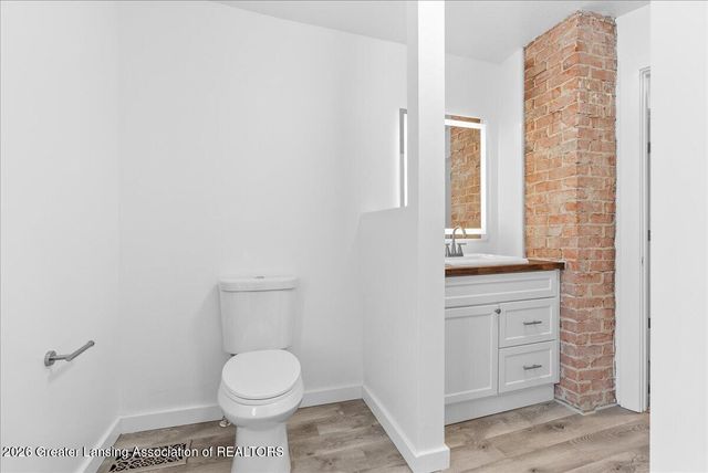 815 W Main Street, Grand Ledge, MI 48837