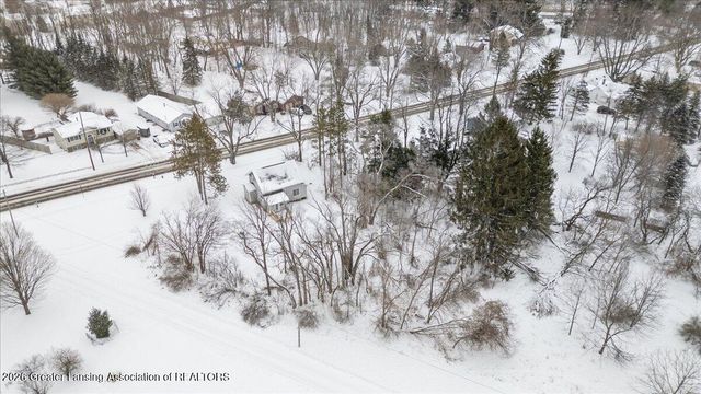 815 W Main Street, Grand Ledge, MI 48837