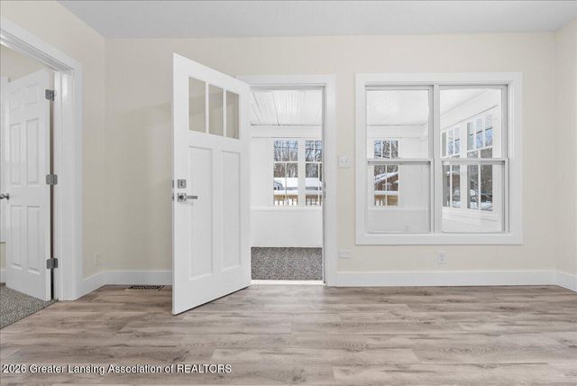 815 W Main Street, Grand Ledge, MI 48837