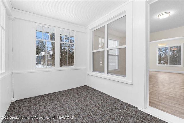 815 W Main Street, Grand Ledge, MI 48837