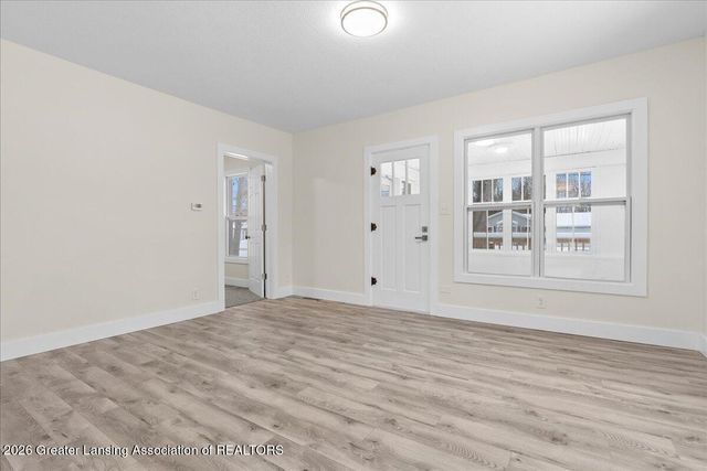 815 W Main Street, Grand Ledge, MI 48837