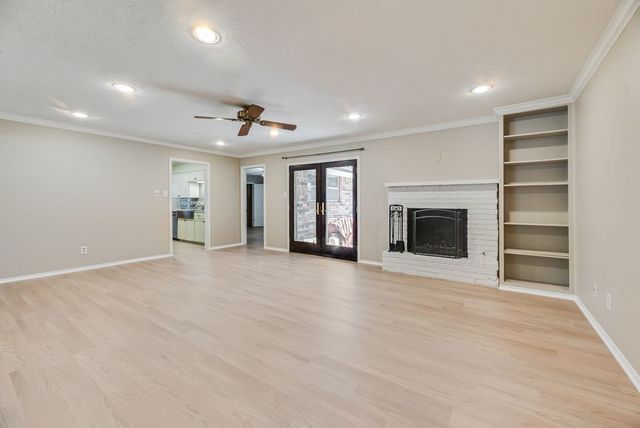2228 Picadilly Lane, Denton, TX 76209