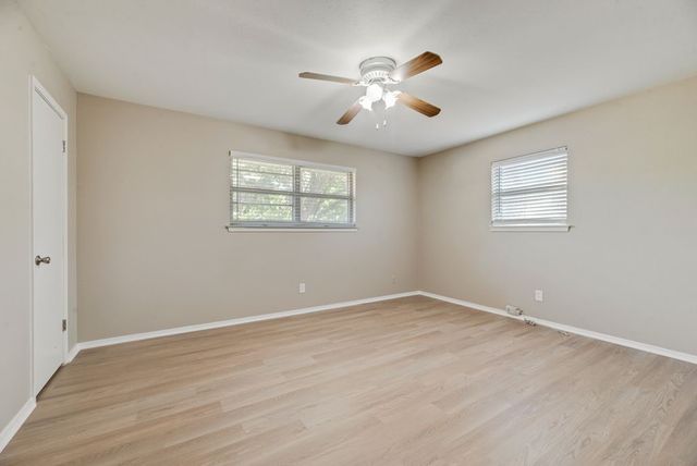 2228 Picadilly Lane, Denton, TX 76209