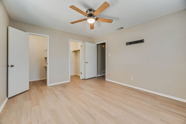 2228 Picadilly Lane, Denton, TX 76209