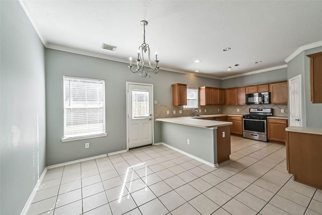 8726 Old Maple Lane, Humble, TX 77338