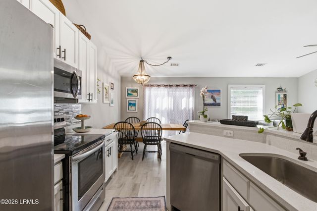 42 Canopy Lane, St. Helena Island, SC 29920