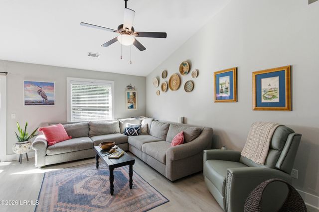 42 Canopy Lane, St. Helena Island, SC 29920