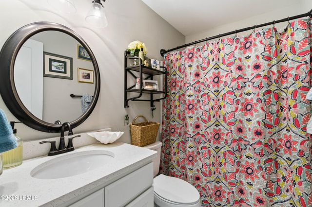 42 Canopy Lane, St. Helena Island, SC 29920