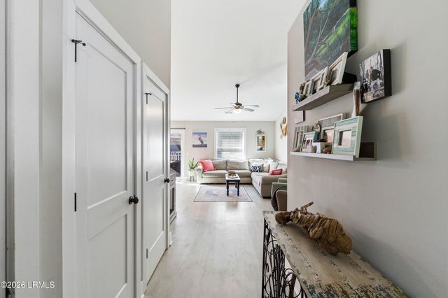 42 Canopy Lane, St. Helena Island, SC 29920