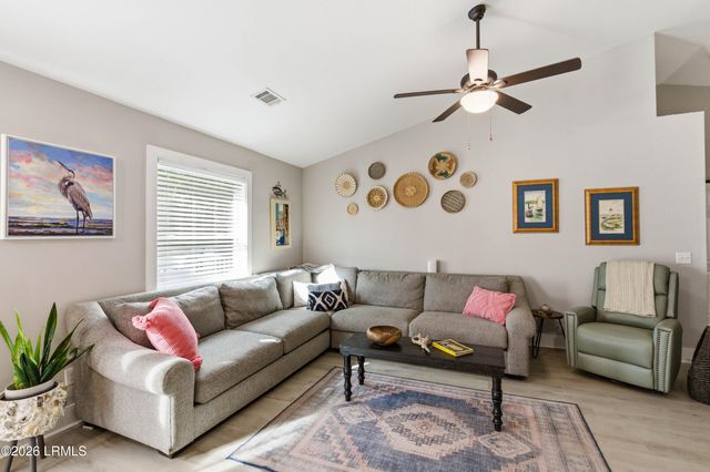 42 Canopy Lane, St. Helena Island, SC 29920