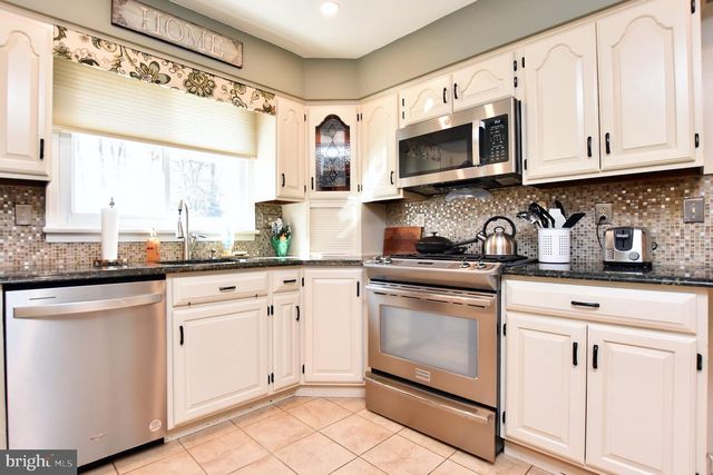 26 MAINE TRL, Medford, NJ 08055